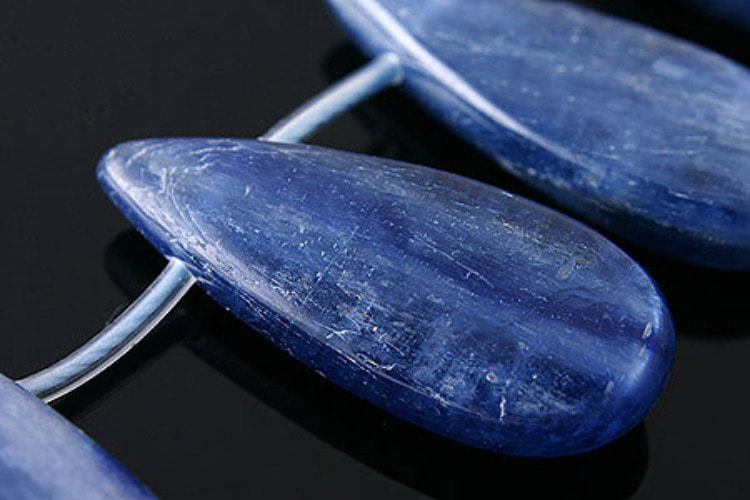 G070-Blue Kyanite Flat Drop Beads (2pcs), [PRODUCT_SEARCH_KEYWORD], JEWELFINGER-INBEAD, [CURRENT_CATE_NAME]